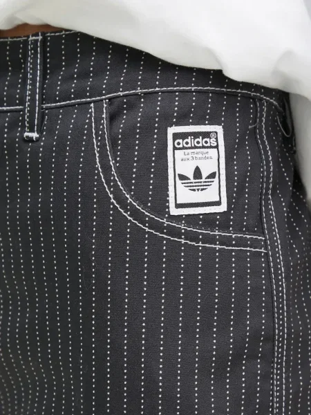 Sneakerși Adidas Campus cu dungi plasă gri