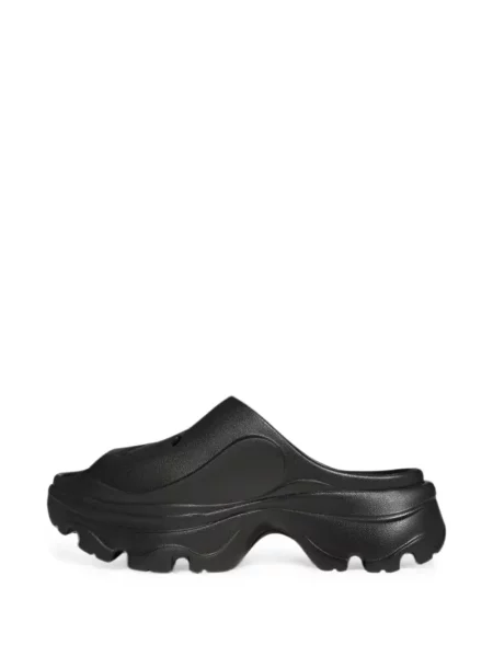Trčanje chunky jakna Adidas crna