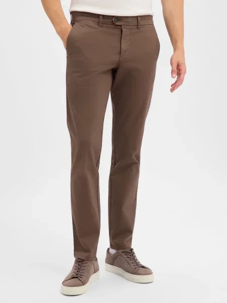 Finshley & Harding spodnie chino Mężczyźni brązowy