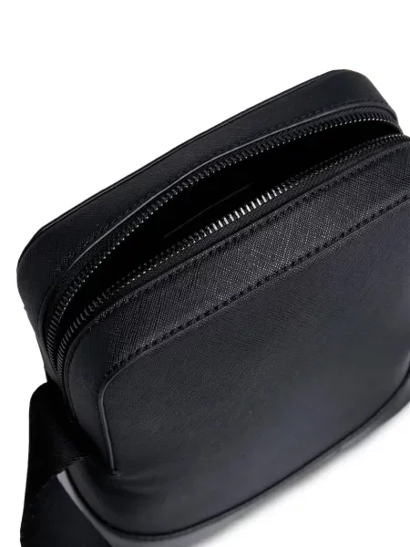 Crossbody torba Calvin Klein s autogramom crna