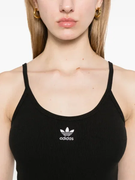 Тениска Adidas черно