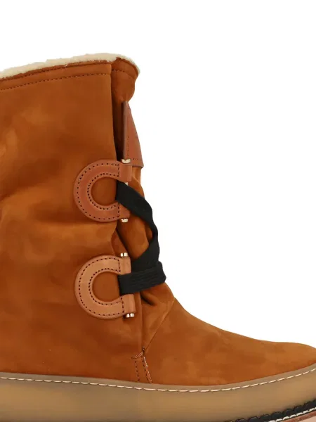 Botine Ferragamo din piele de căprioară maro