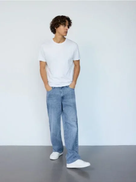 Кроссовки Reserved белые