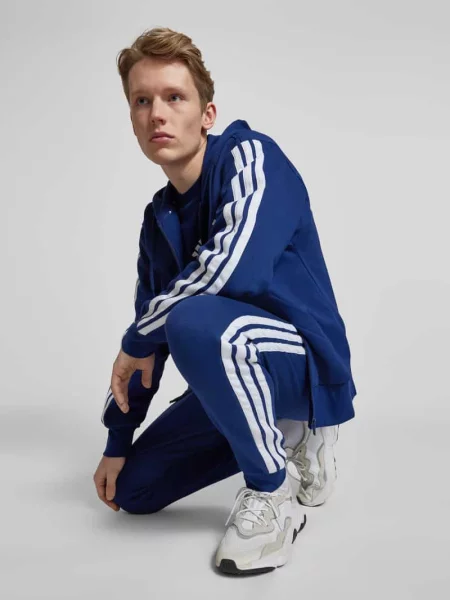 Bluza rozpinana z dodatkiem i wyhaftowanym logo Adidas Sportswear granatowa