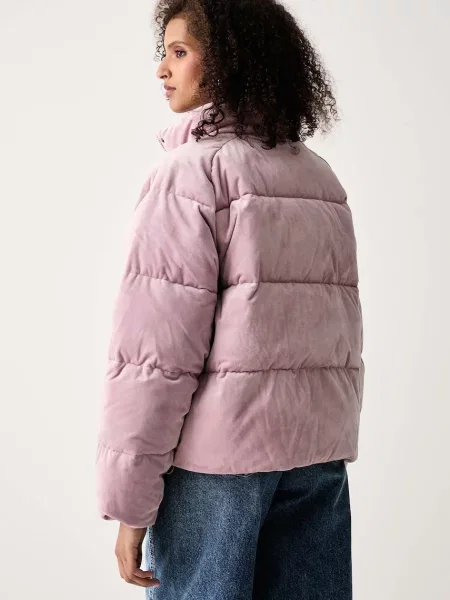 Adidas kurtka welurowa Helionic różowa