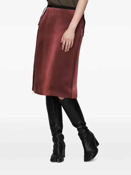 Fustă midi Maison Margiela din satin roșu