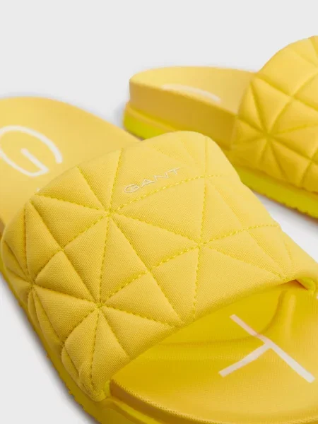 Шльопанці Gant жовті