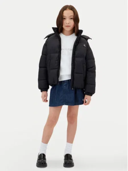 Calvin Klein Demisezoninė striukė juoda