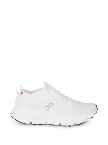 Sneakerși On alb