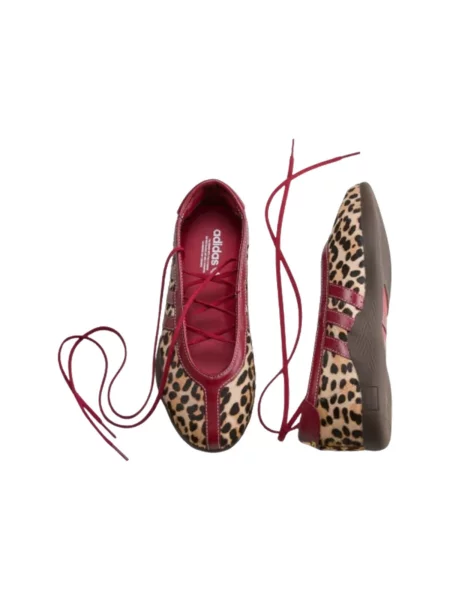 Pantofi Adidas cu imagine cu model leopard roșu