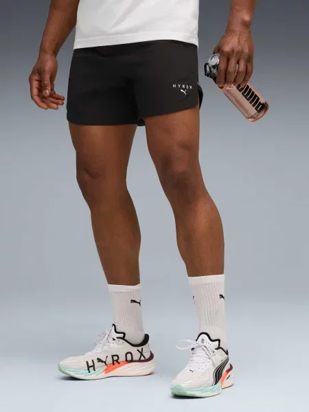 Короткие спортивные шорты Puma черные
