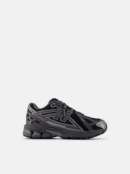 Детские кроссовки New Balance черные