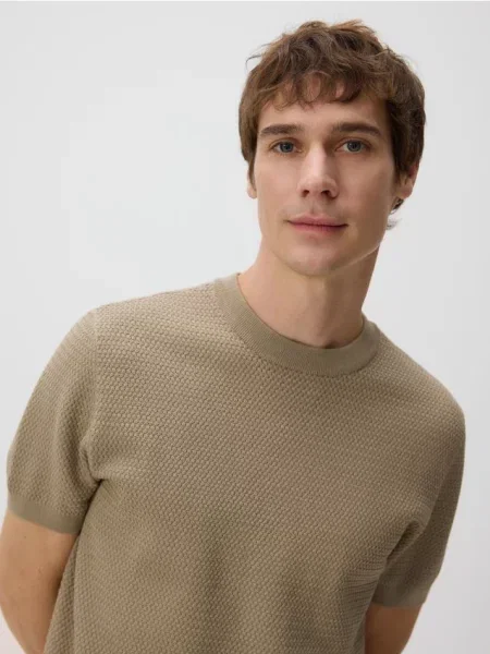 Reserved Pulover texturat din bej