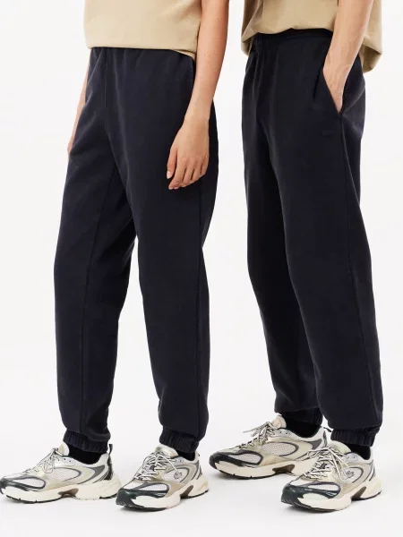 Спортивные штаны Lacoste черные