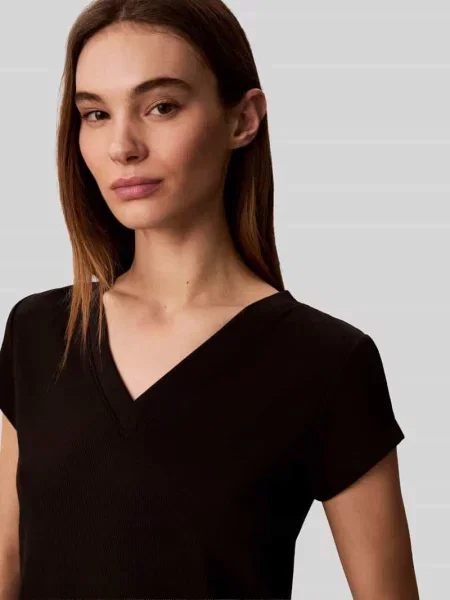 T-shirt o kroju slim fit z mieszanki bawełny Calvin Klein Jeans czarna