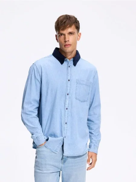 Reserved Cămașă comfort fit din denim albastru