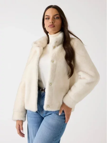 Guess Prehodna jakna bela