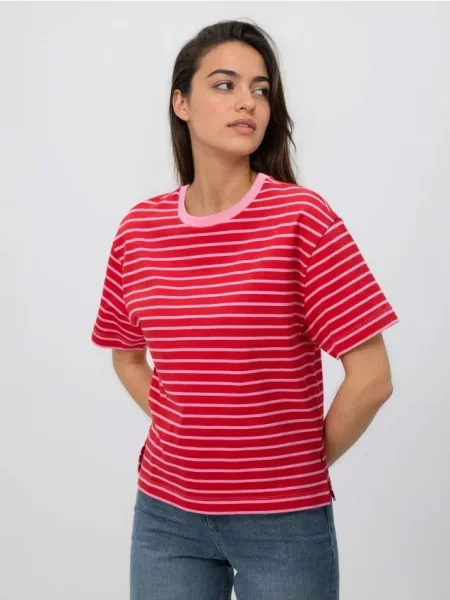 Reserved Tricou din în dungi roșu