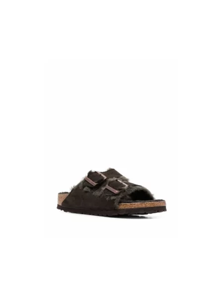 Klapki Birkenstock zamszowe brązowe