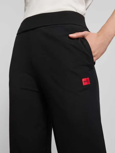 Spodnie dresowe o kroju comfort fit z mieszanki bawełny i modalu model ‘SIGNATURE’ Hugo czarny