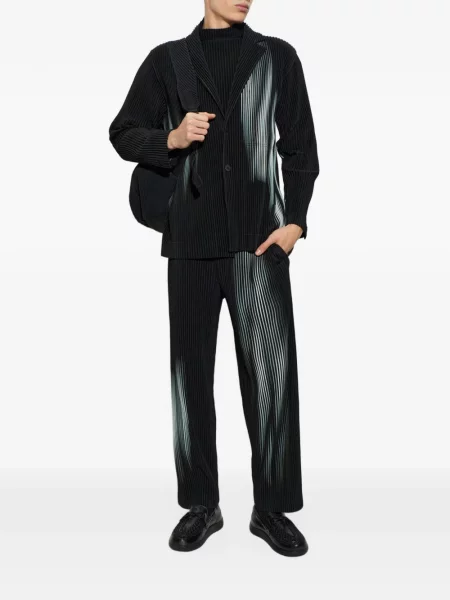 Яке Homme Plissé Issey Miyake черно