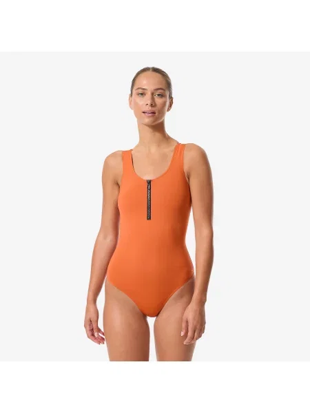 Stroj jednoczęściowy Decathlon biały