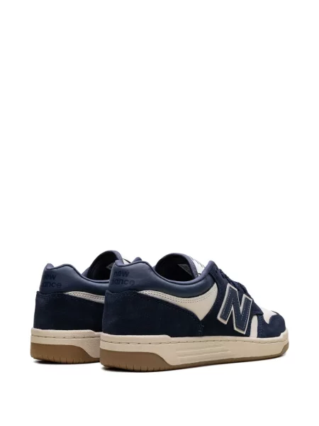 Sneakerși New Balance din piele de căprioară alb