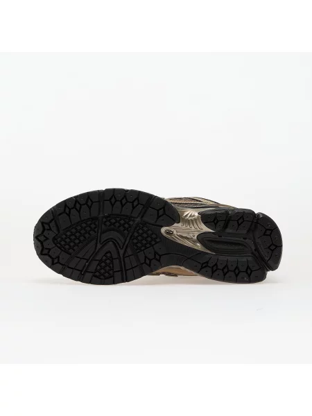 Маратонки New Balance кафяво