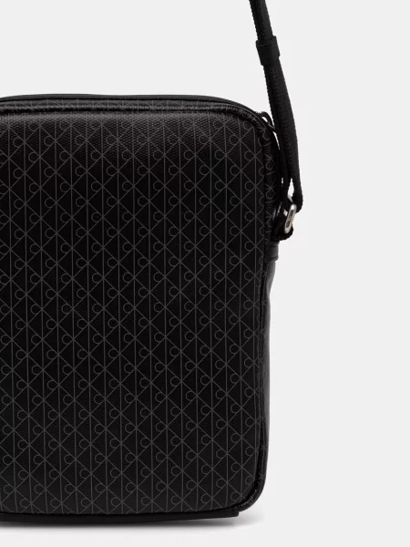 Calvin Klein Saszetka Emblem Aop Coated Slim Reporter czarny