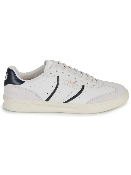 Pantofi Fred Perry din piele de căprioară alb