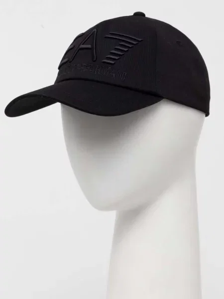 Шапка с козирка Emporio Armani с апликация черно