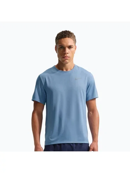 Футболка Nike в деловом стиле синяя