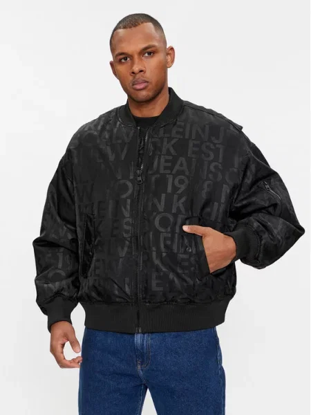 Calvin Klein Jeans Μπόμπερ μπουφάν Logo Aop Oversize μαύρο