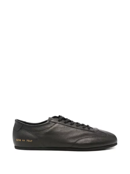 Sneakerși Common Projects din piele maro