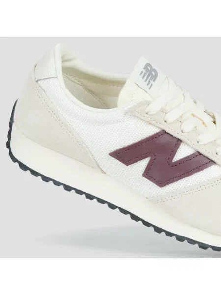 Pantofi New Balance bej