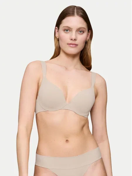 Боді Triumph бежеве