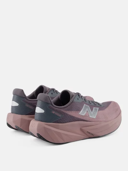 Кроссовки New Balance FuelCell коричневые