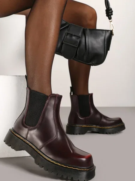 Botine Bordo