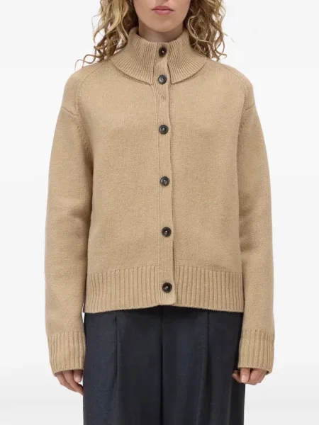 Cardigan Closed