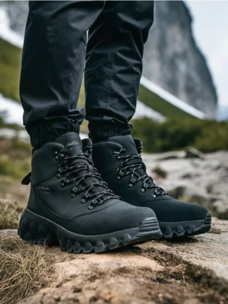 Sinsay Kotníkové boty černá