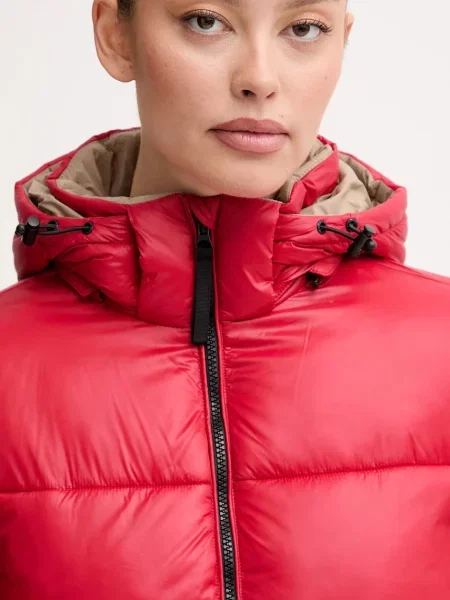 Джинсовая куртка Pepe Jeans красная