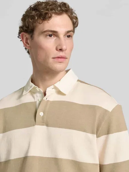 Koszulka polo o kroju relaxed fit we wzorze na całej powierzchni Mcneal beżowa