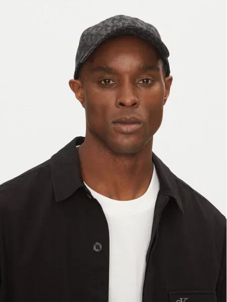 Kapa s šiltom Calvin Klein črna
