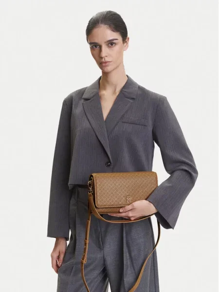 Ročna torba Tommy Hilfiger rjava