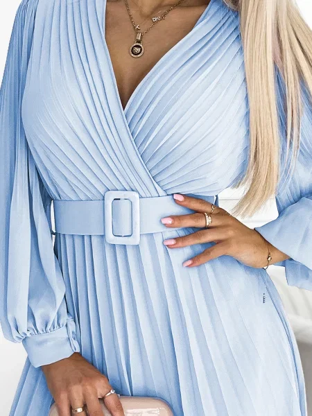 Rochie Numoco plisată de costum albastru