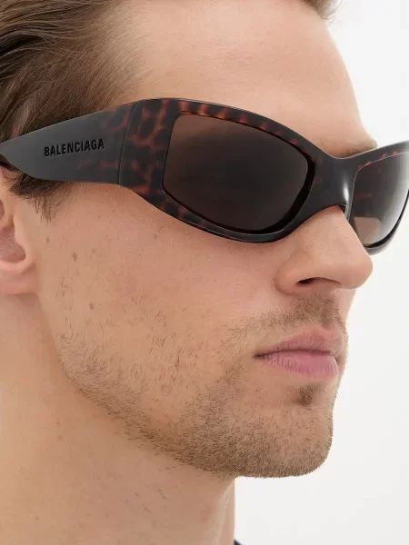 Balenciaga napszemüveg barna