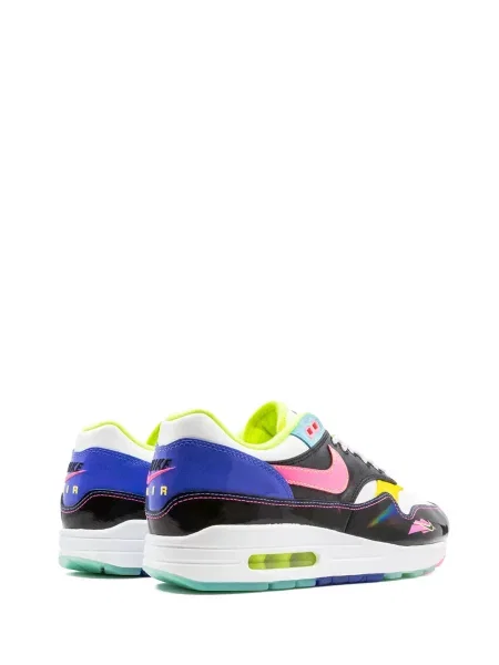 Bluza Nike z okrągłym dekoltem do biegania czarna