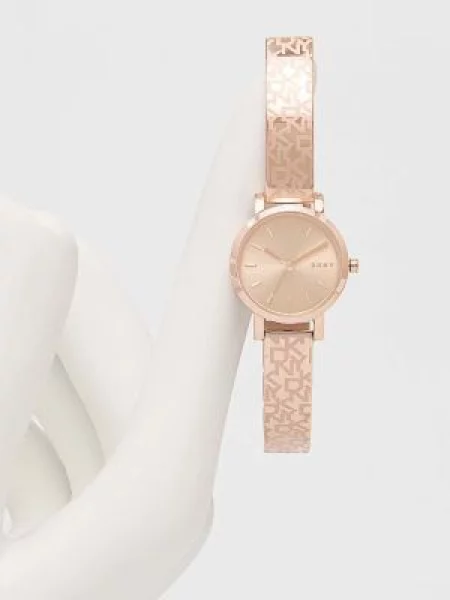Часовници Dkny розово