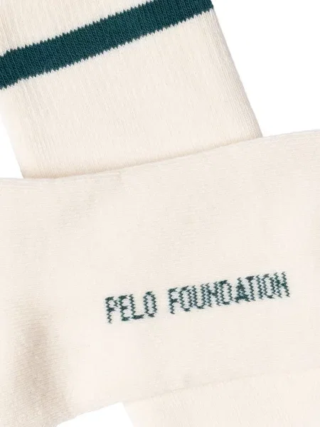 Kojines Pelo Foundation balta
