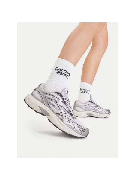 Кроссовки Reebok белые